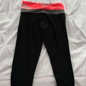 Cropped Black Leggings